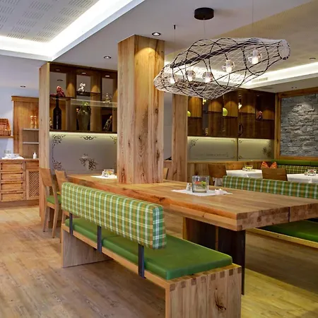 Garni Forelle Hotel Tux