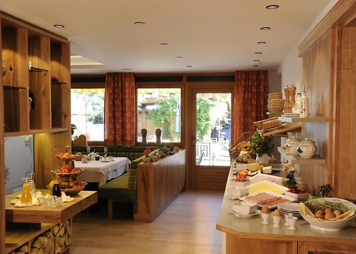 Garni Forelle Тукс