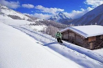 Garni Forelle Тукс