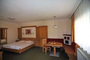 Garni Forelle Тукс